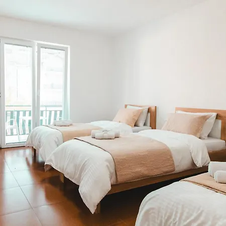 Lindi Guest house *